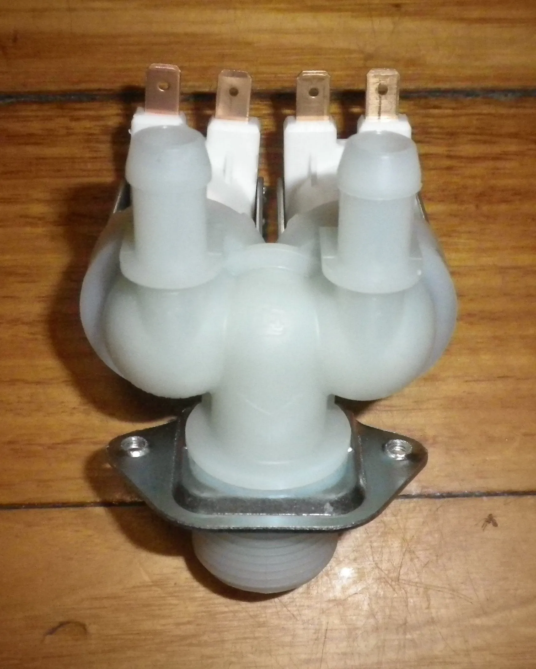 Samsung, LG, Pacific Gorenje, Hoover 10mm Straight Dual Inlet Valve - Part # DC62-00024MNG