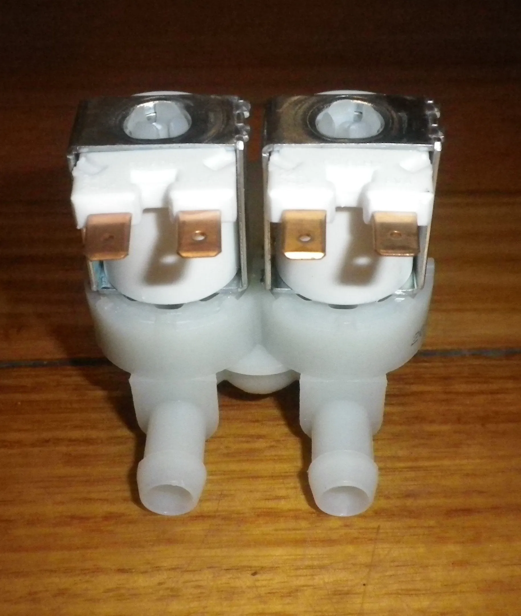 Samsung, LG, Pacific Gorenje, Hoover 10mm Straight Dual Inlet Valve - Part # DC62-00024MNG
