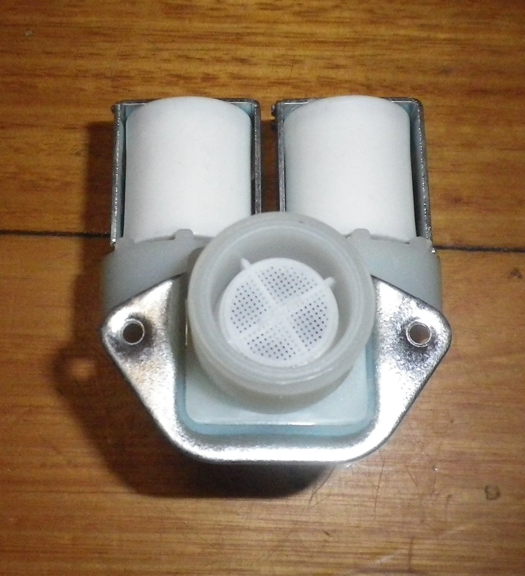 Samsung, LG, Pacific Gorenje, Hoover 10mm Straight Dual Inlet Valve - Part # DC62-00024MNG