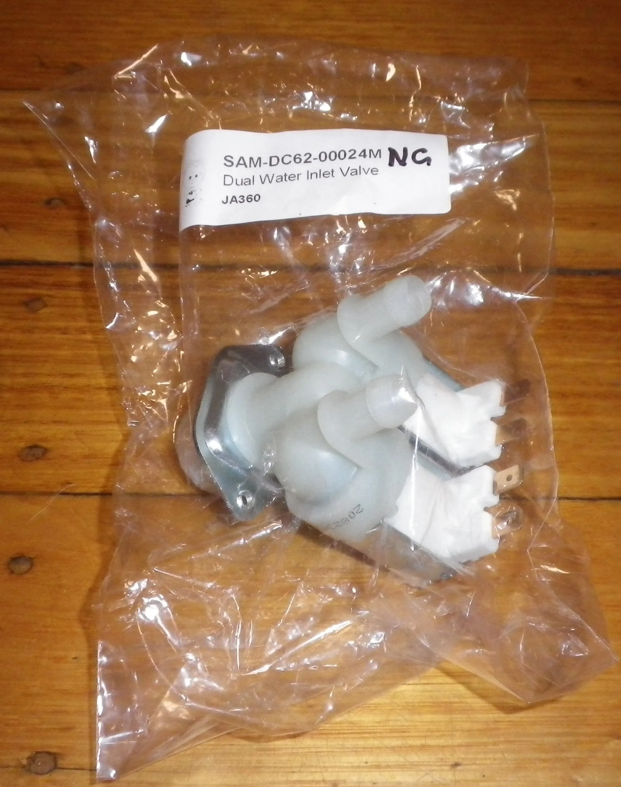 Samsung, LG, Pacific Gorenje, Hoover 10mm Straight Dual Inlet Valve - Part # DC62-00024MNG