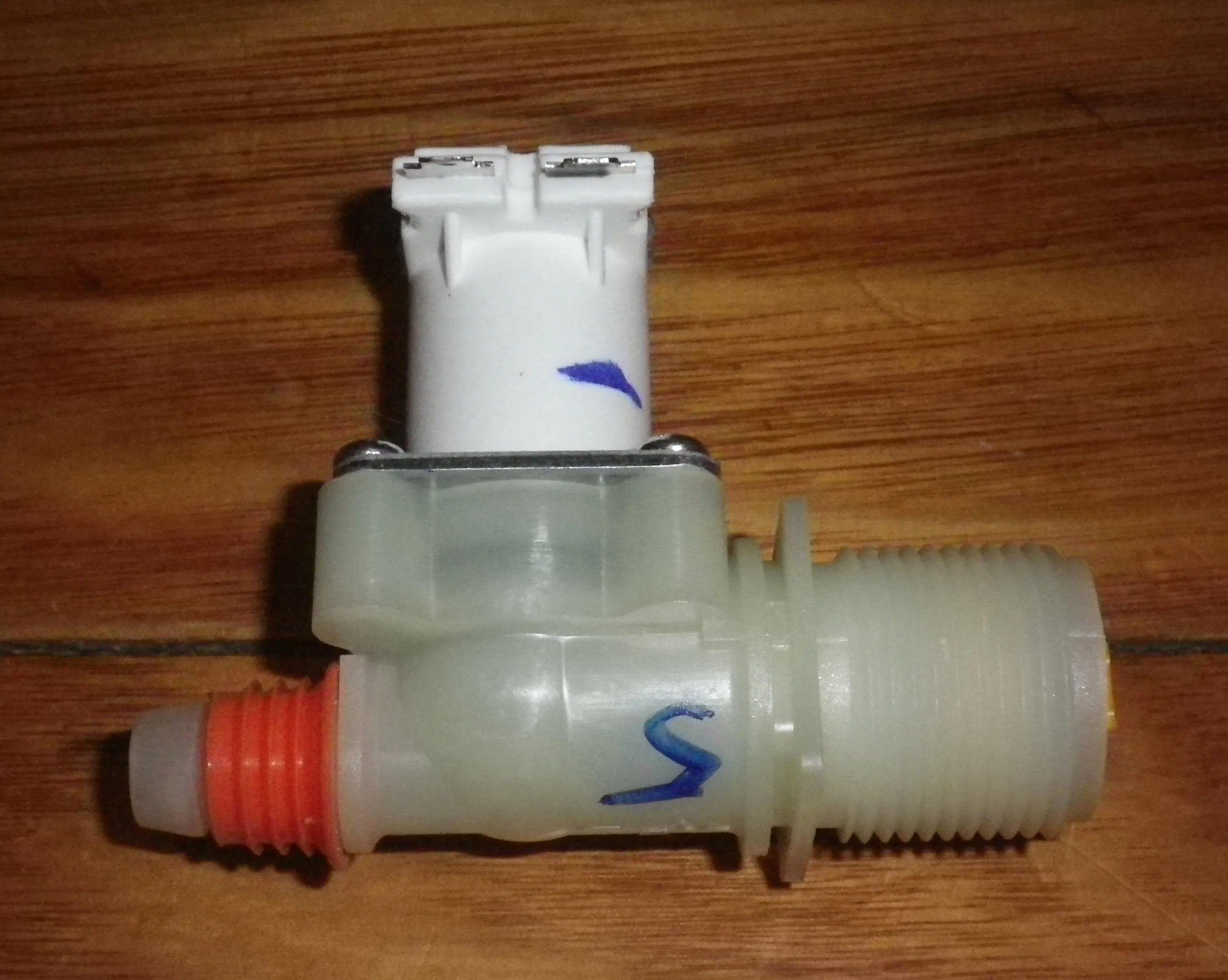 Samsung Single Hot Inlet Valve suits some Top Load Washers - Part # DC62-00217J