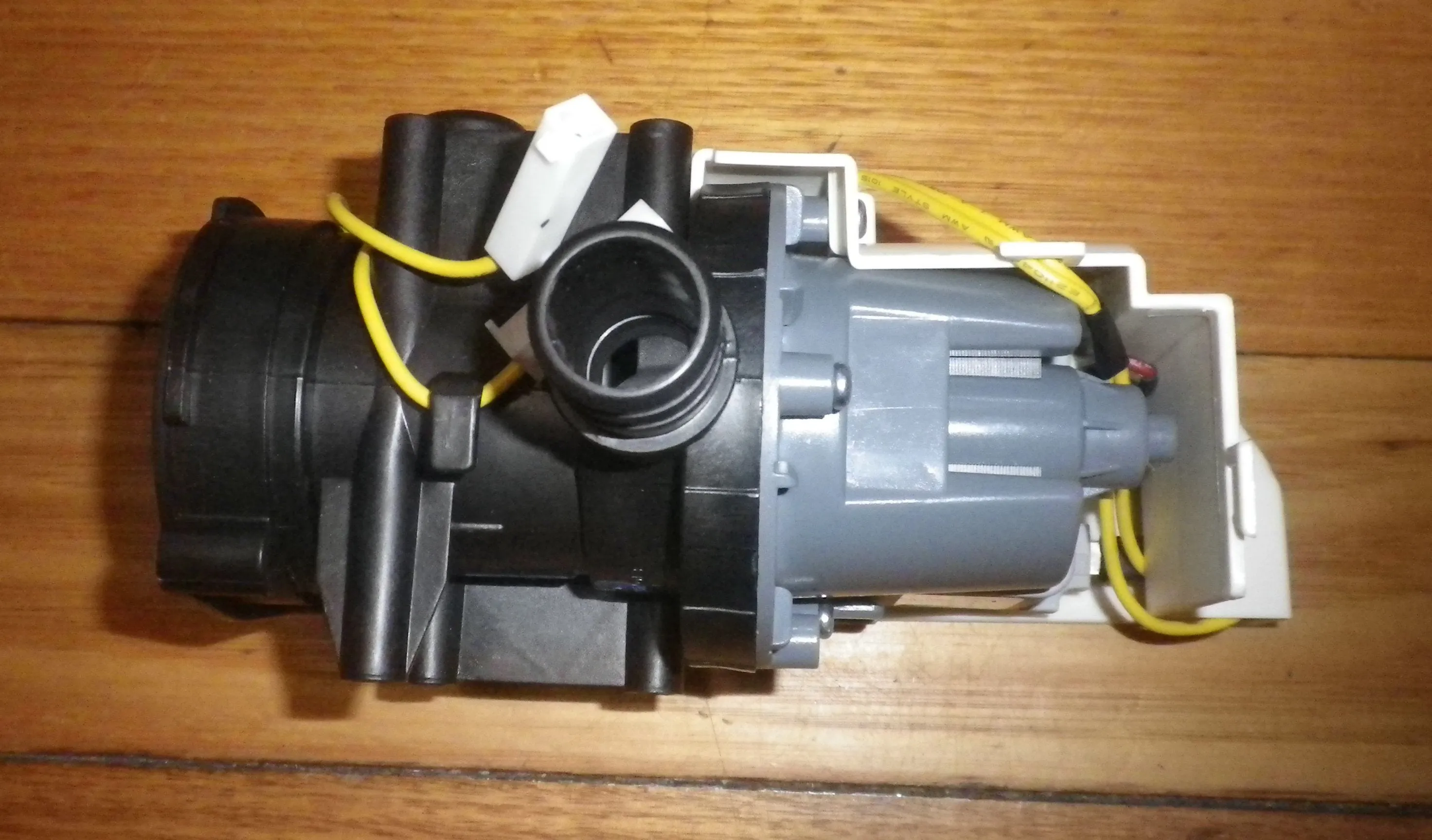 Samsung Top Loader Complete Pump with Housing - Part # DC96-01550C