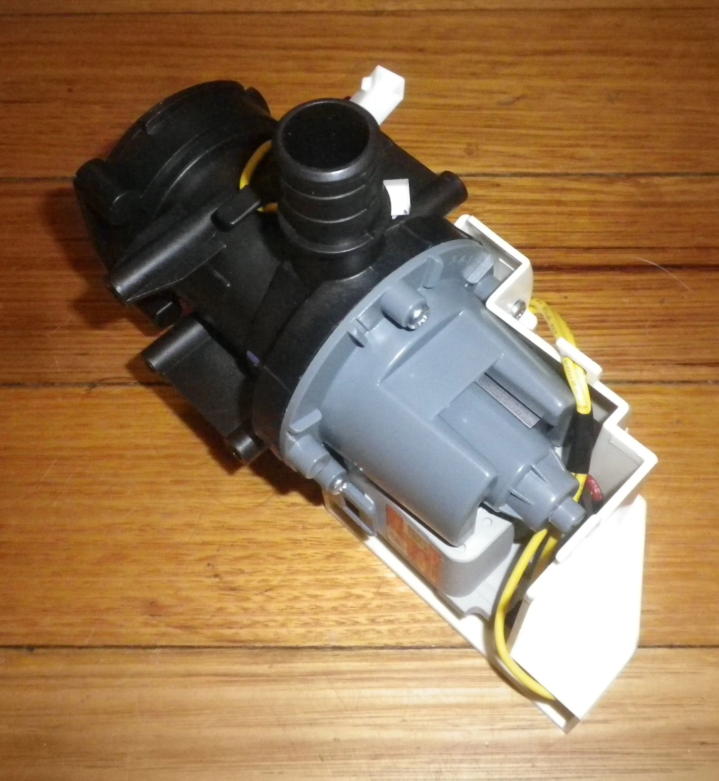 Samsung Top Loader Complete Pump with Housing - Part # DC96-01550C