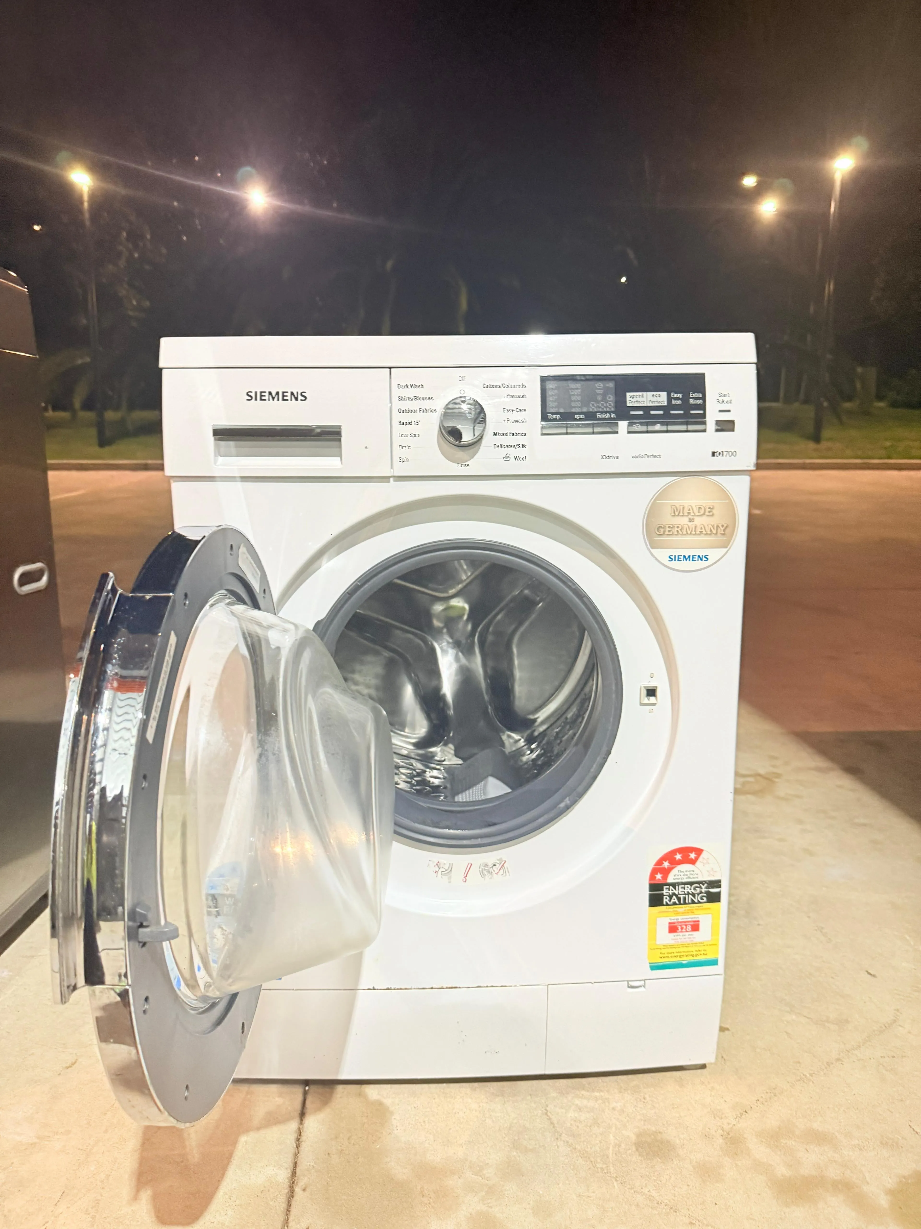 **SIEMENS 8KGS FRONT LOADER WASHING MACHINE**