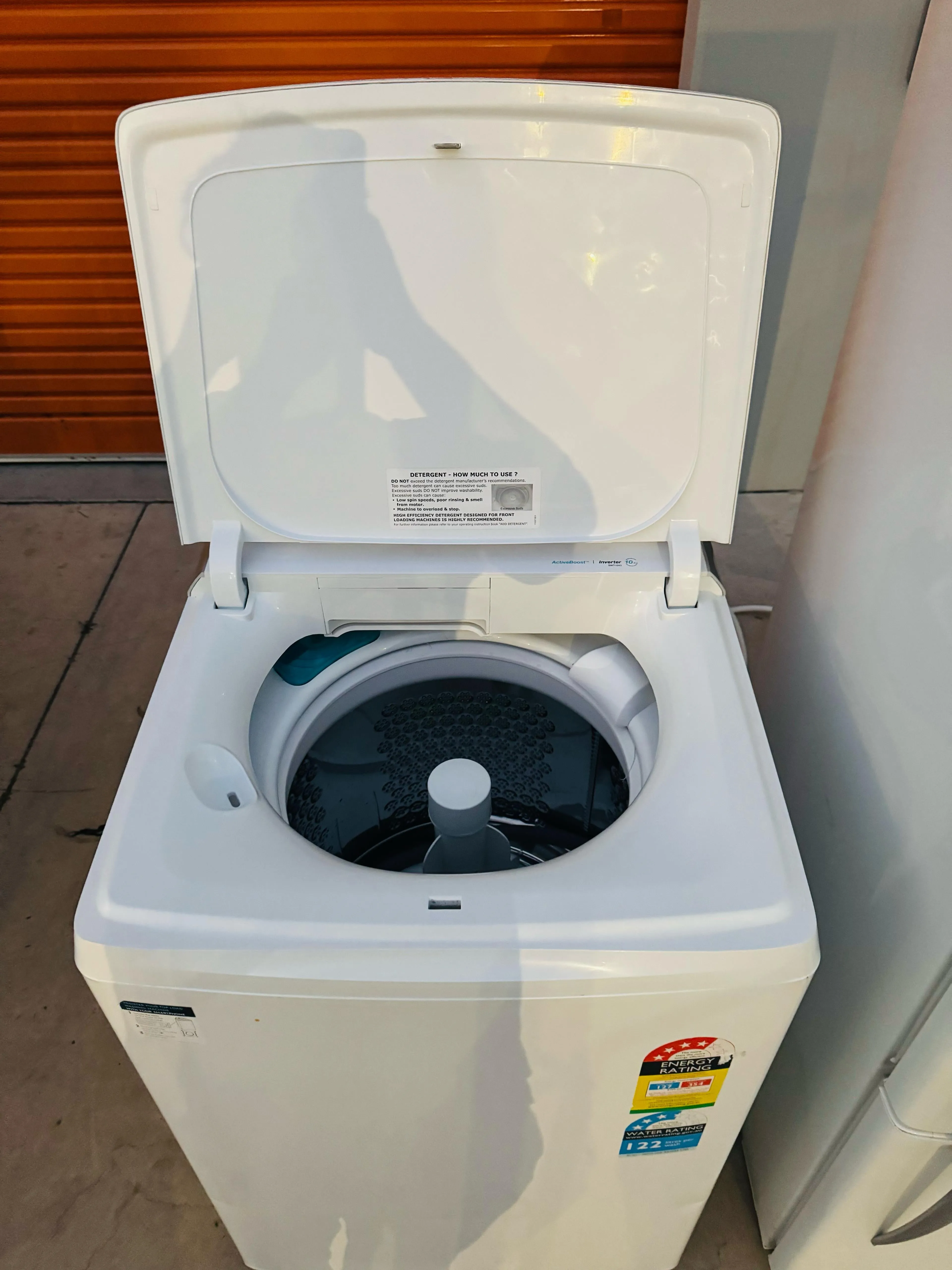 **SIMPSON 10KGS TOP LOADER WASHING MACHINE**