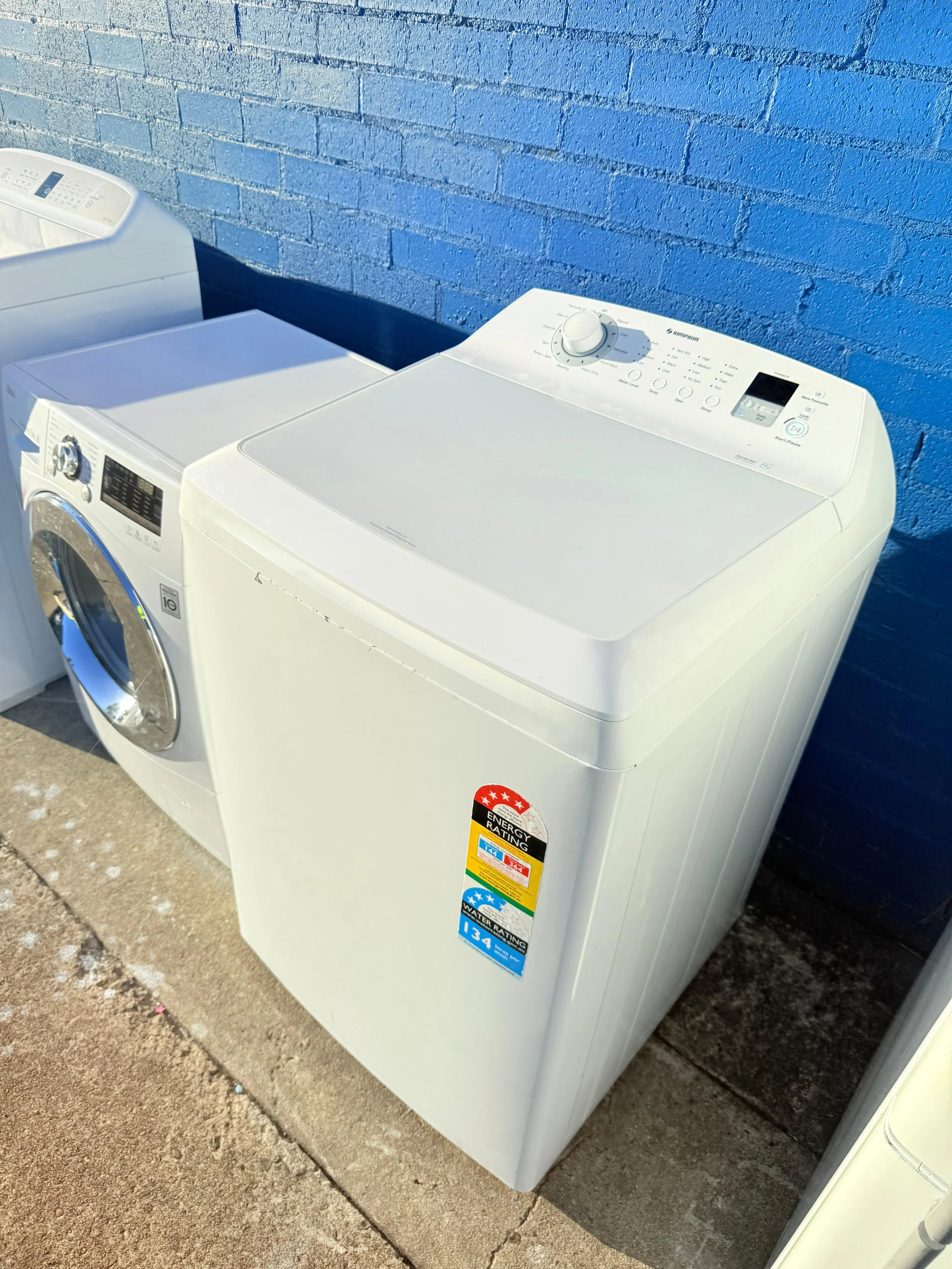 **SIMPSON 11KGS TOP LOADER WASHING MACHINE**