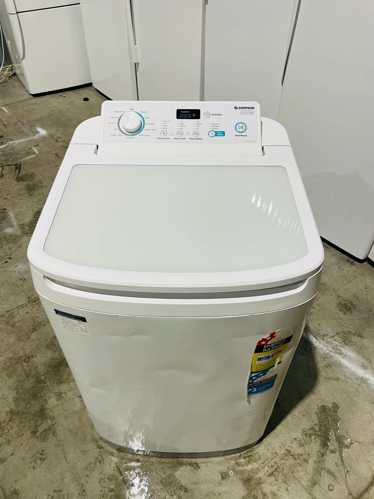 **SIMPSON 6 KGS TOP LOADER WASHING MACHINE**