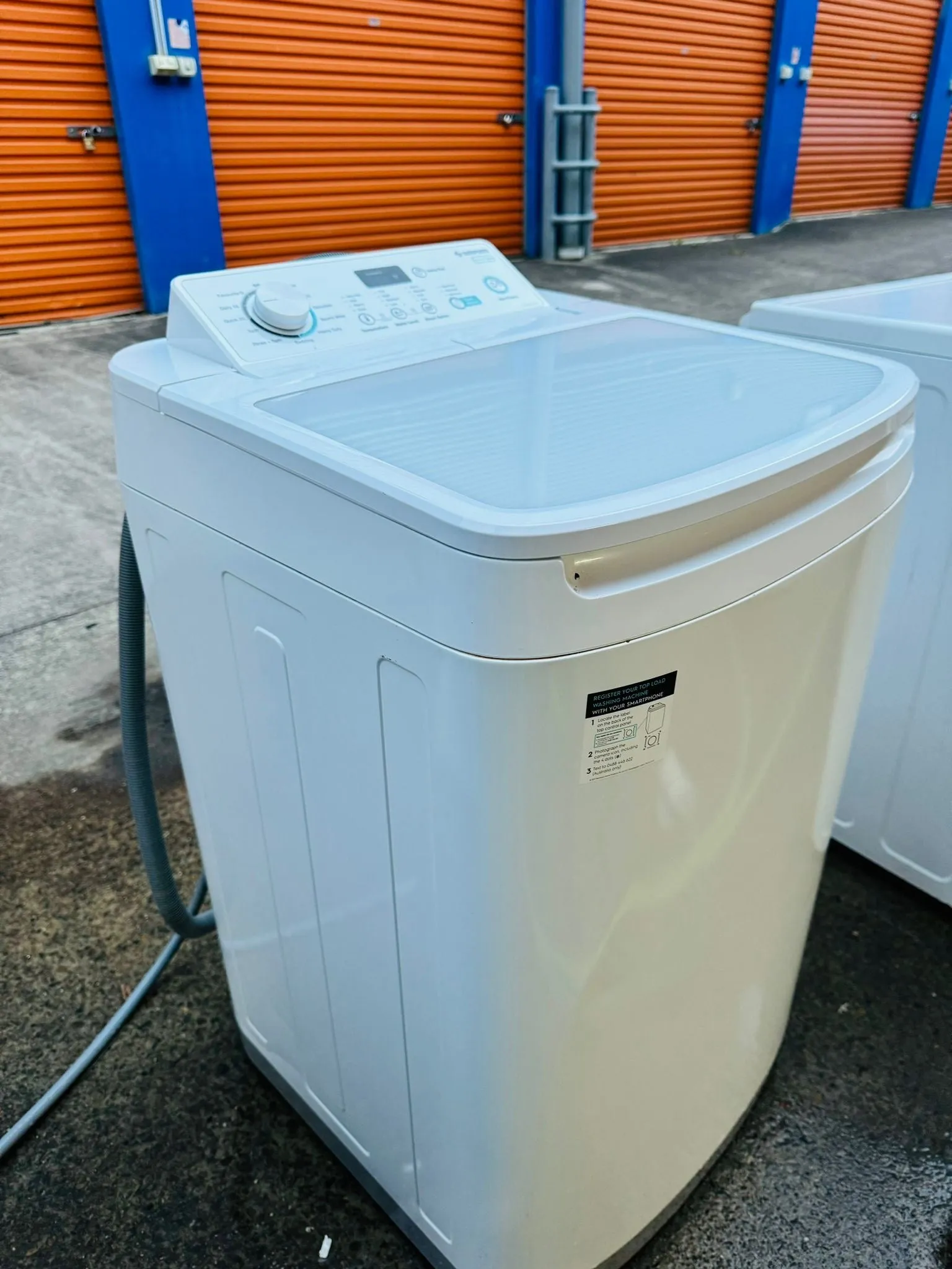 **SIMPSON 6KG TOP LOADER WASHING MACHINE**