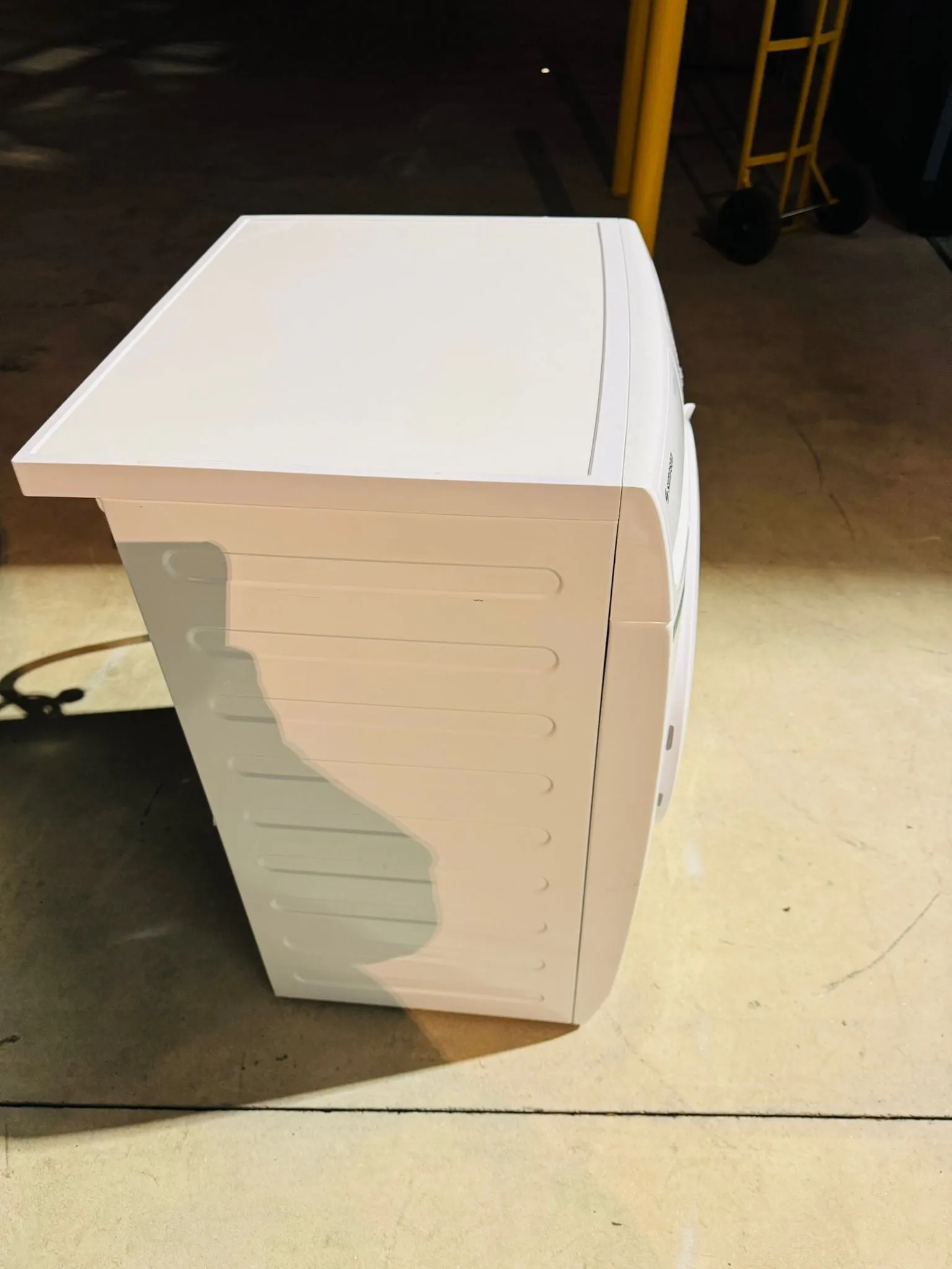 **SIMPSON 7 KGS FRONT LOADER WASHING MACHINE**