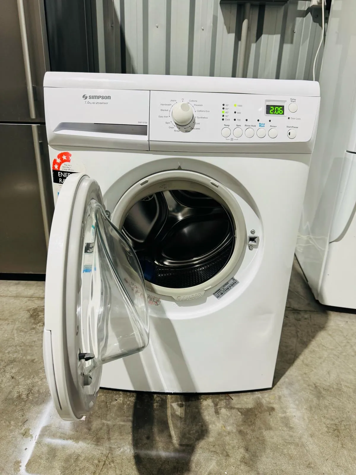 **SIMPSON 7 KGS FRONT LOADER WASHING MACHINE**