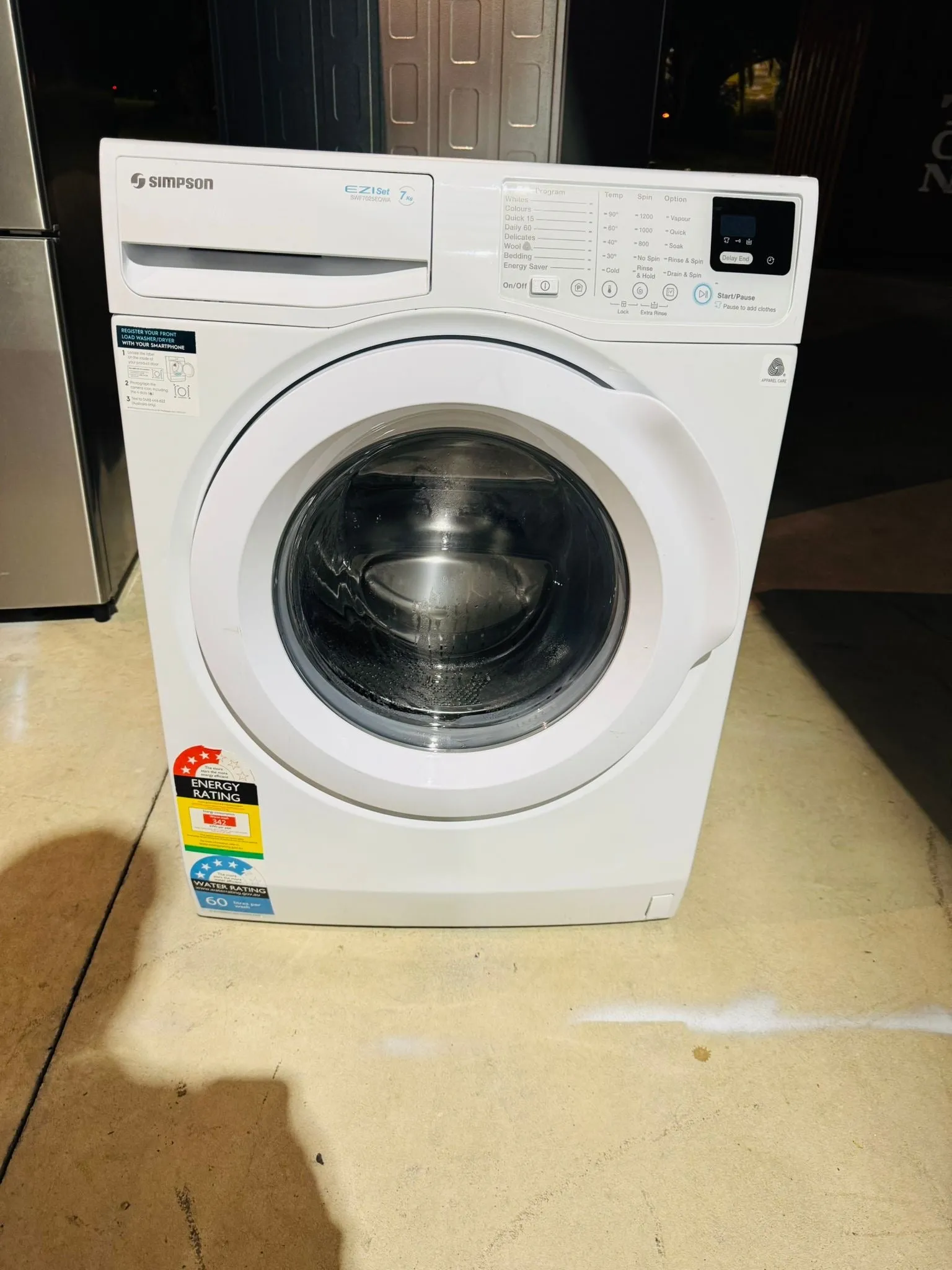 **SIMPSON 7 KGS FRONT LOADER WASHING MACHINE**