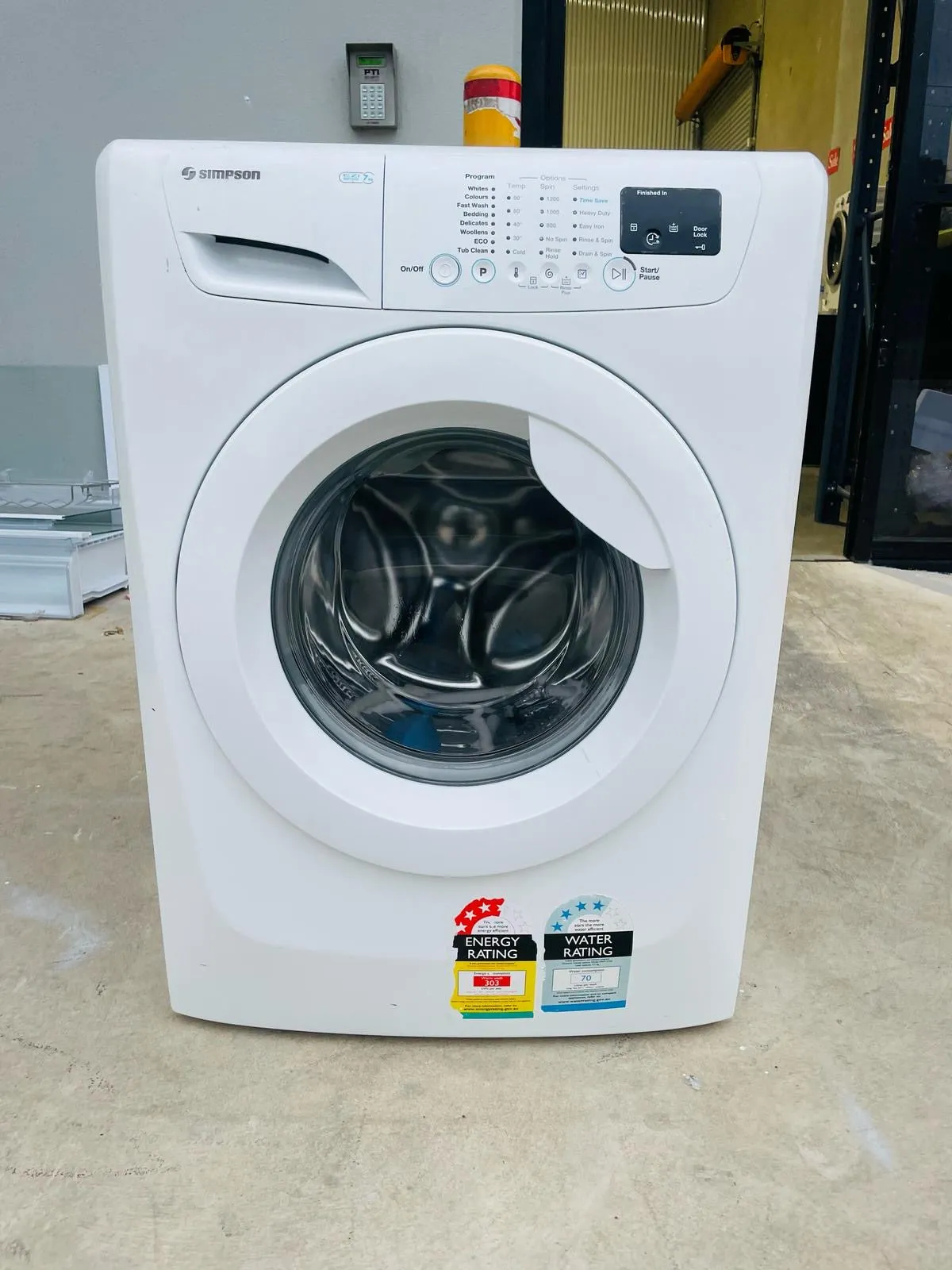 **SIMPSON 7 KGS FRONT LOADER WASHING MACHINE**