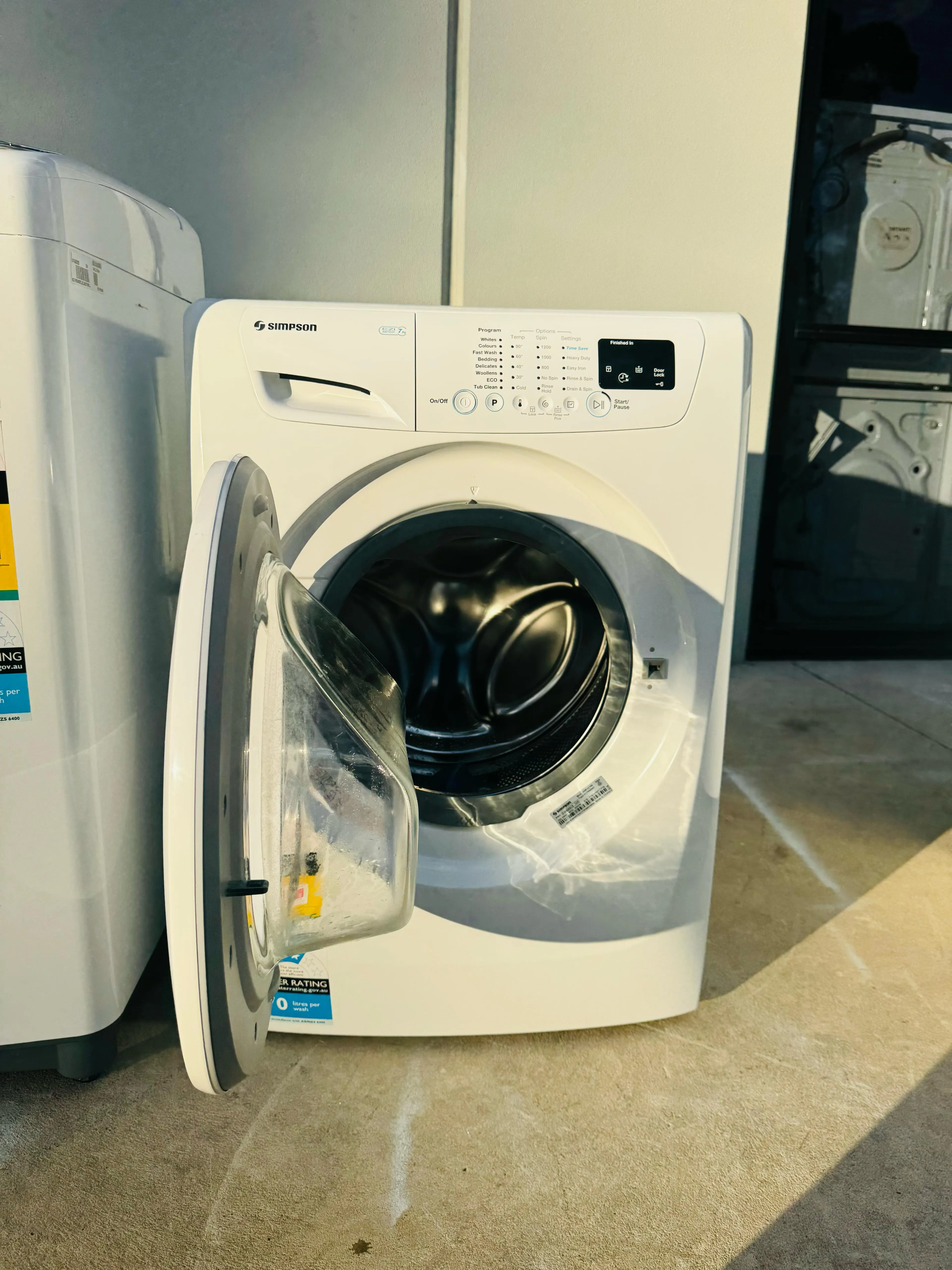 **SIMPSON 7KGS FRONT LOADER WASHING MACHINE** FREE DELIVERY