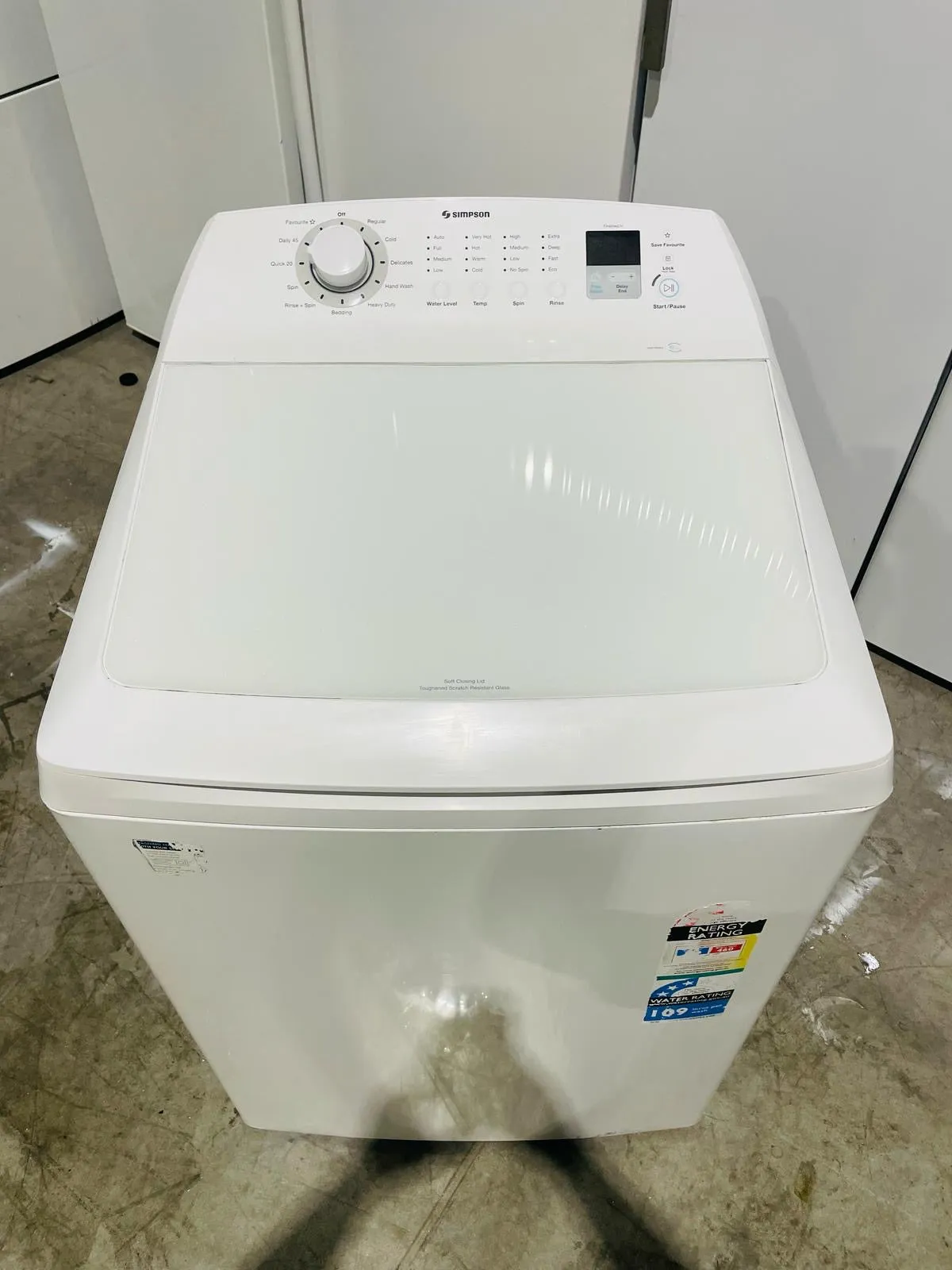 **SIMPSON 8 KGS TOP LOADER WASHING MACHINE**