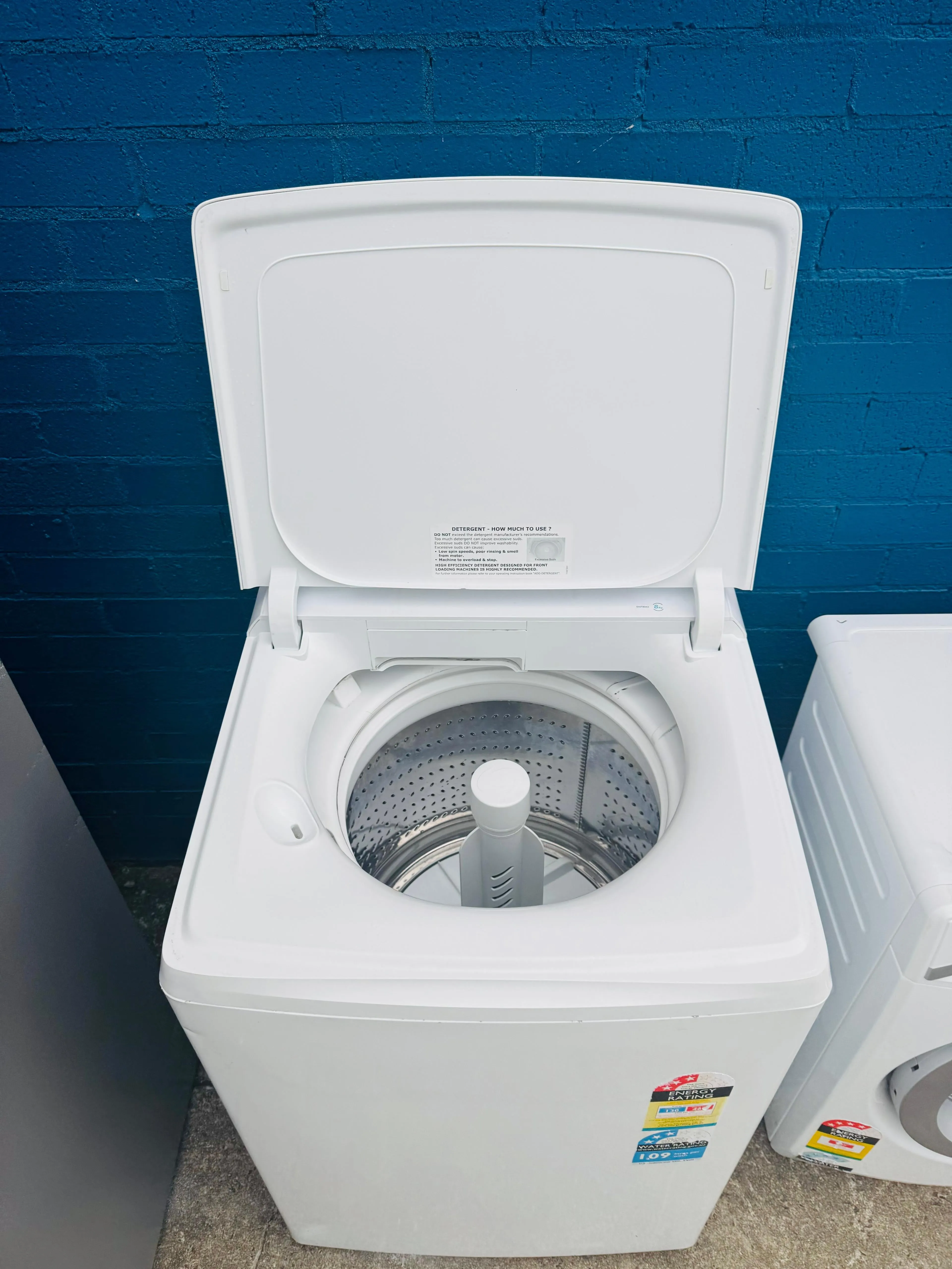 **SIMPSON 8KGS TOP LOADER WASHING MACHINE**