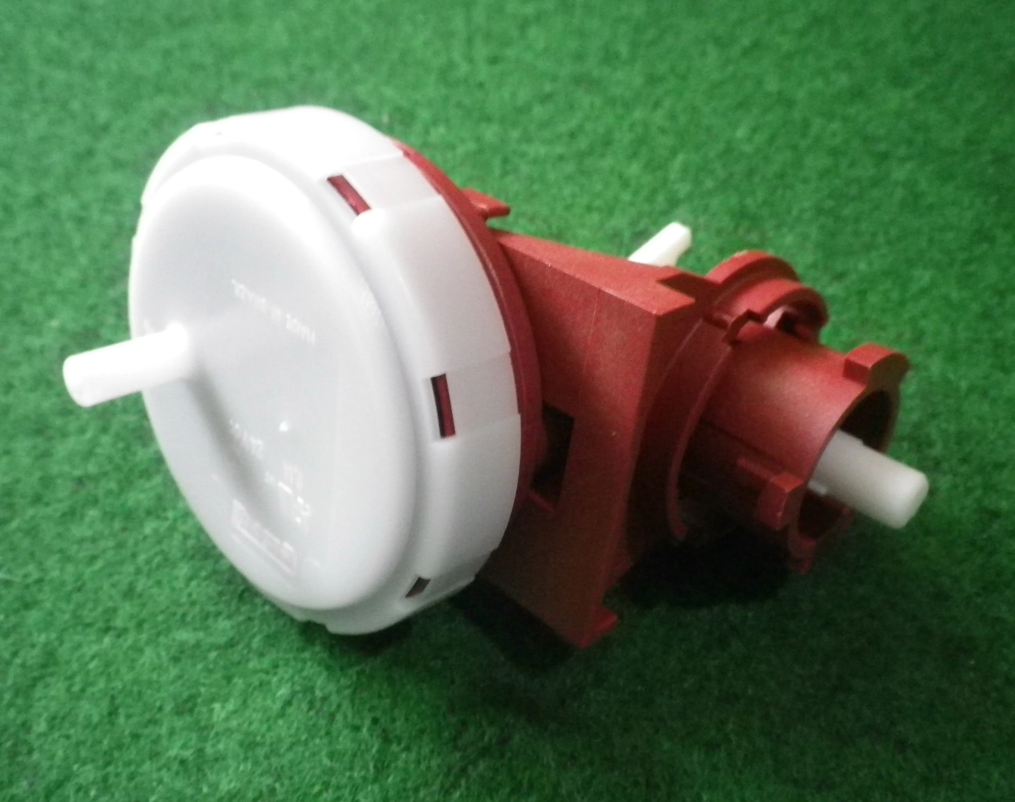 Simpson Eziset 500, 550, 605 Washing Machine Pressure Switch - Part # 0534200172