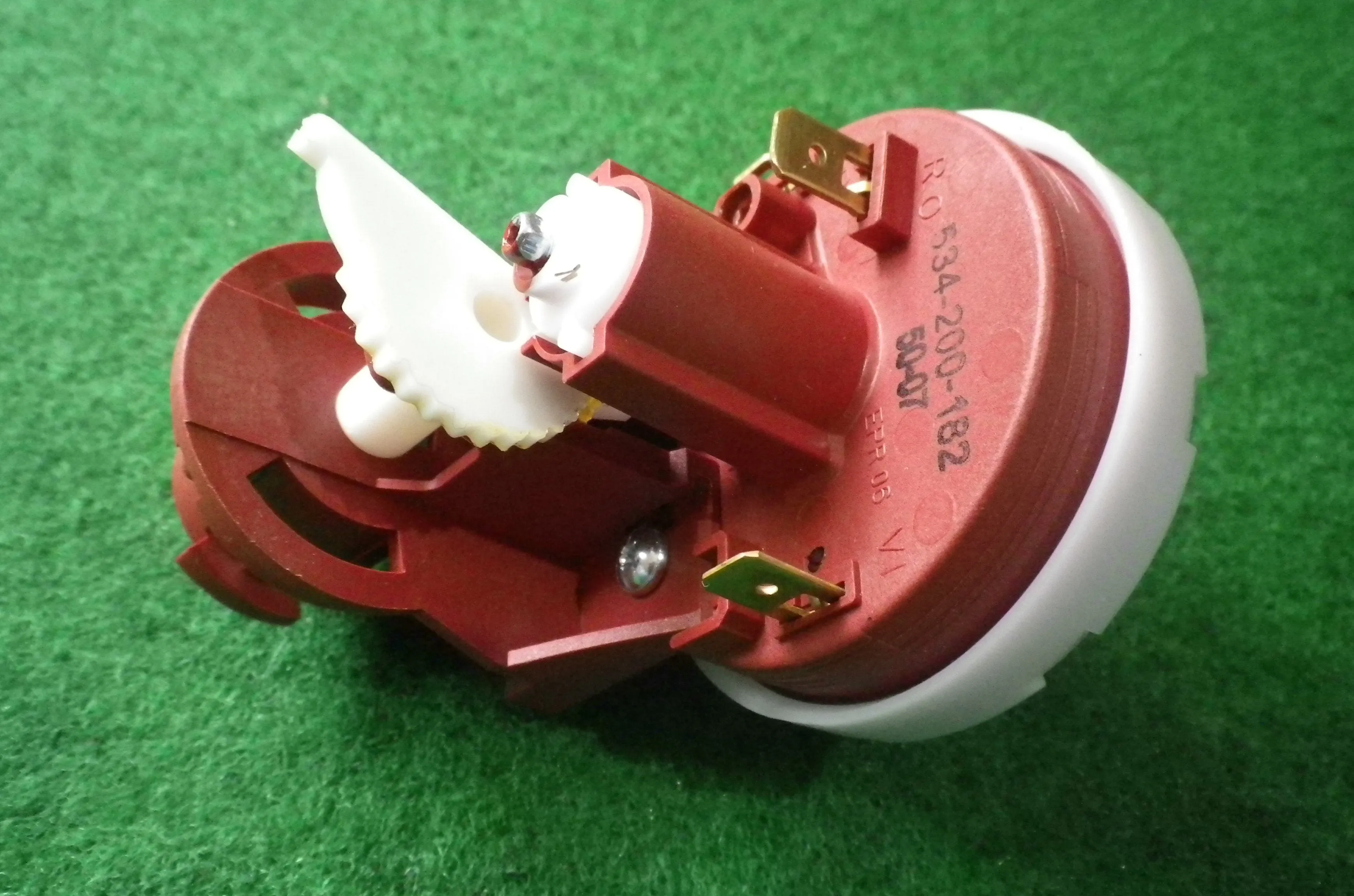 Simpson Eziset 500, 550, 605 Washing Machine Pressure Switch - Part # 0534200172