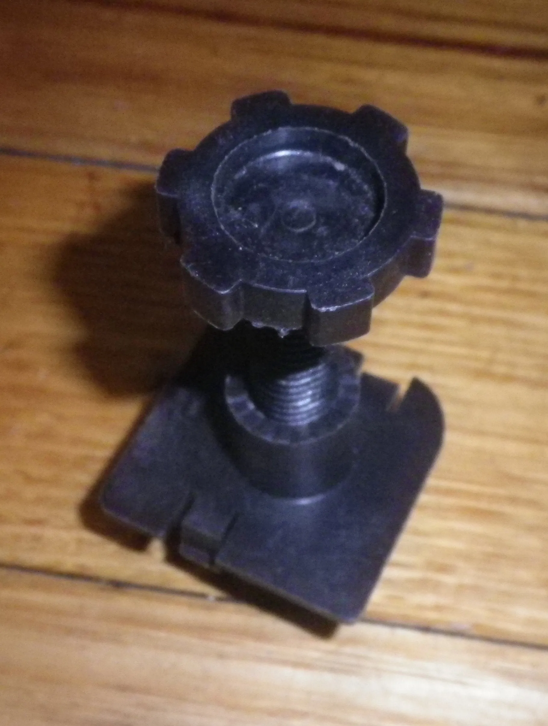 Simpson Genesis, Delta Plastic Leg & Bracket - Part # 0031250003