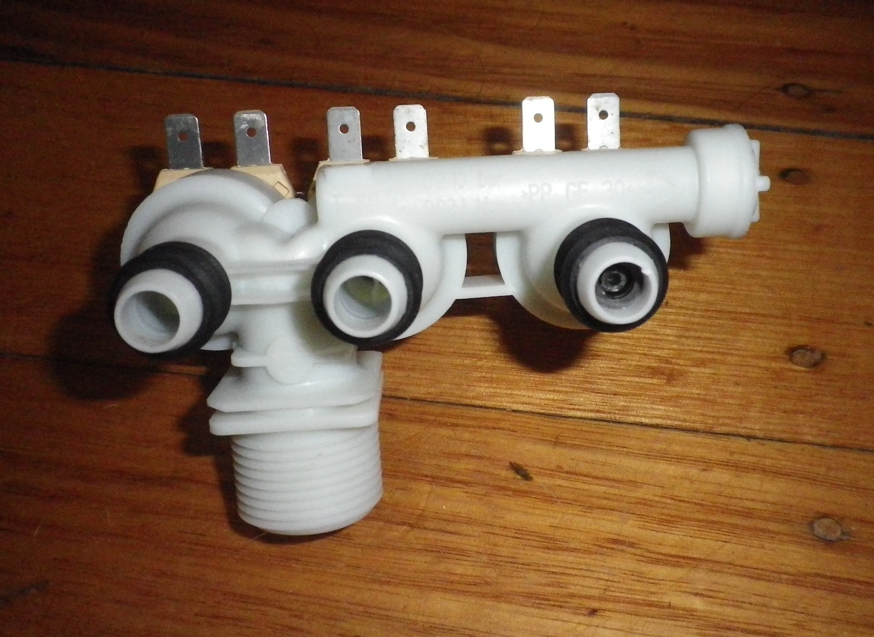 Simpson SWT Series Washer 10mm Triple Cold Water Inlet Valve - Part # 140000916035