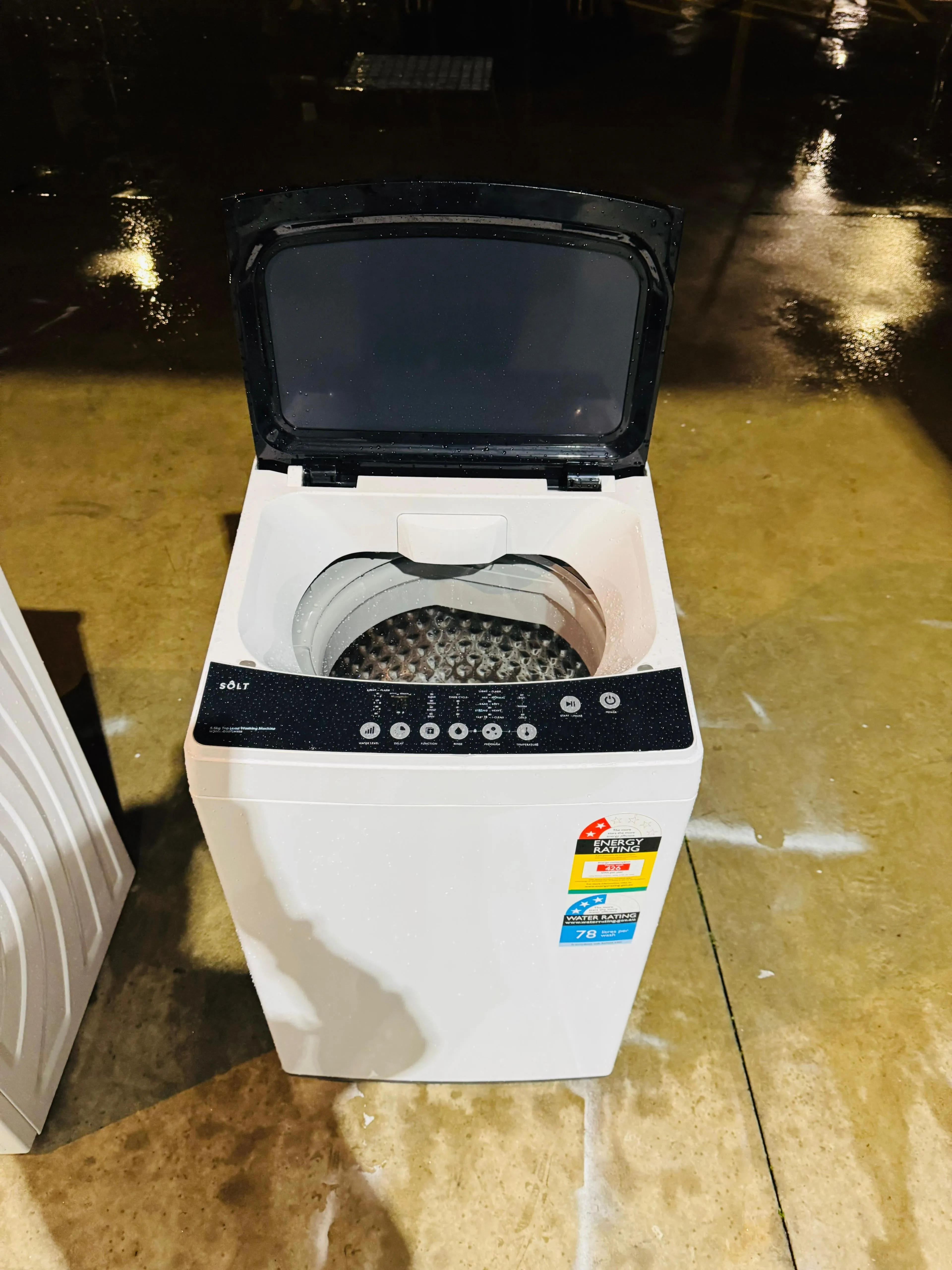**SOLT 5.5KGS TOP LOADER WASHING MACHINE**