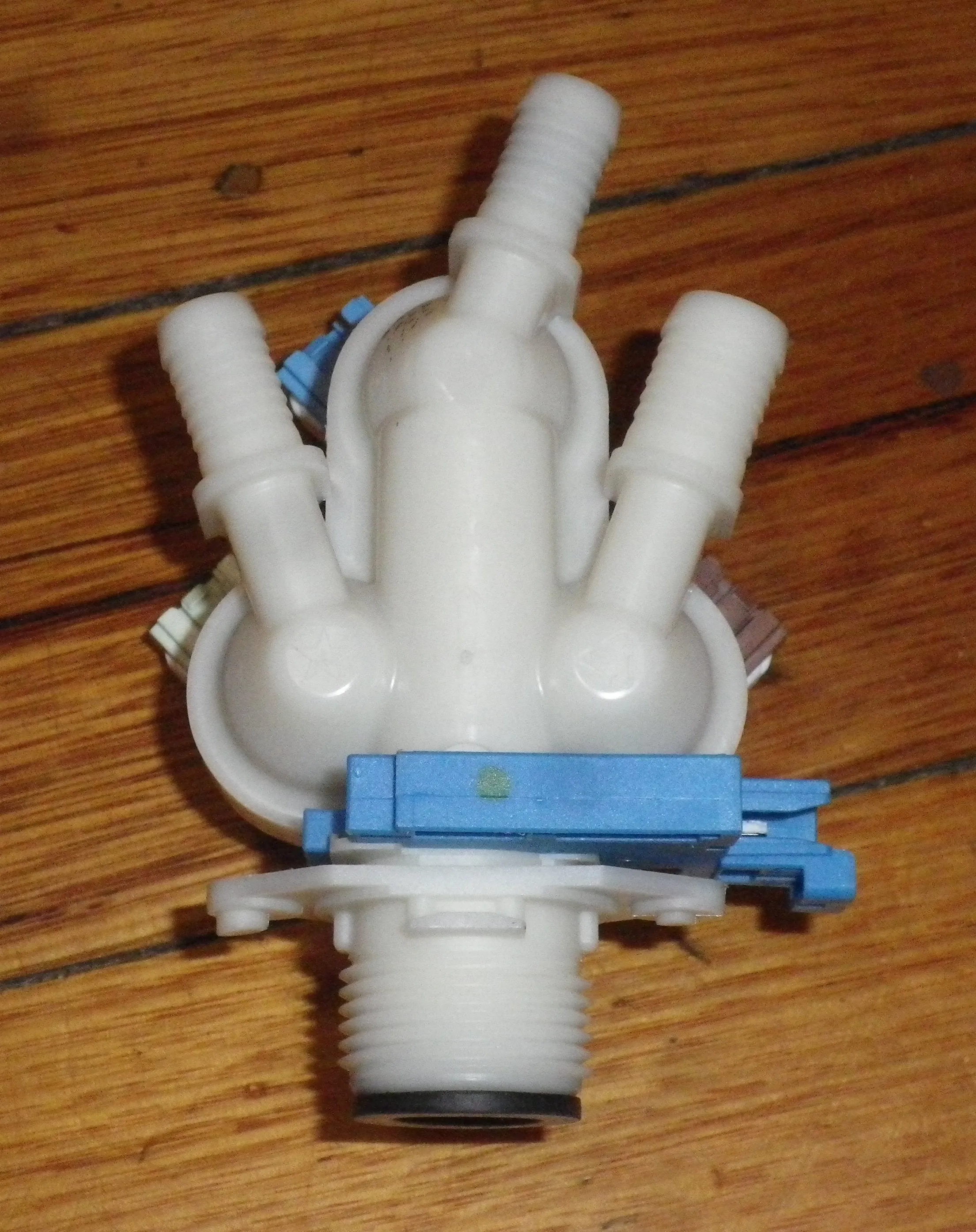 Triple Inlet Valve suits AEG L87480FL Front Load Washer - Part # 4055125225
