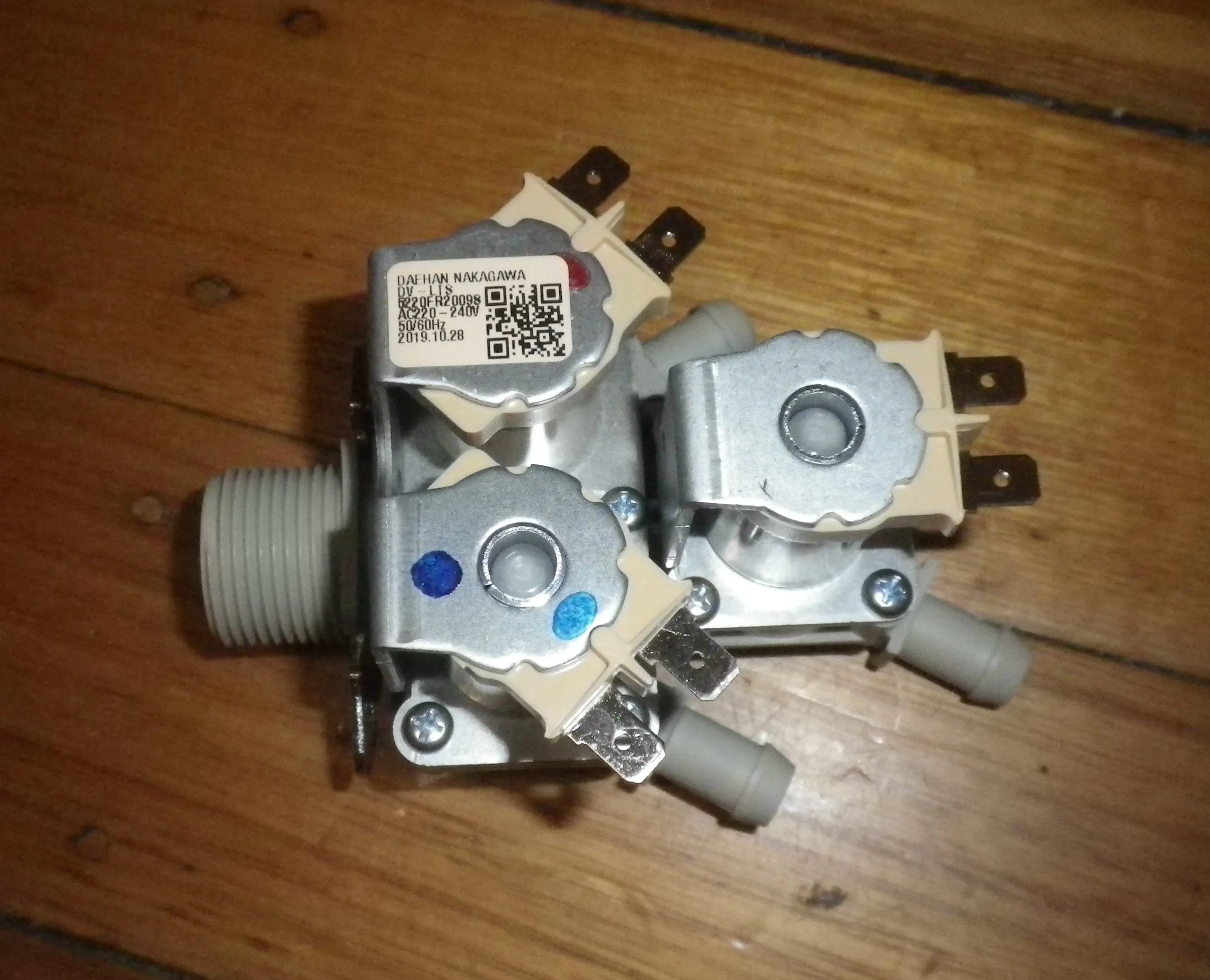 Triple Outlet 10mm Straight Inlet Valve for LG & Asko - Part # 5220FR2009S
