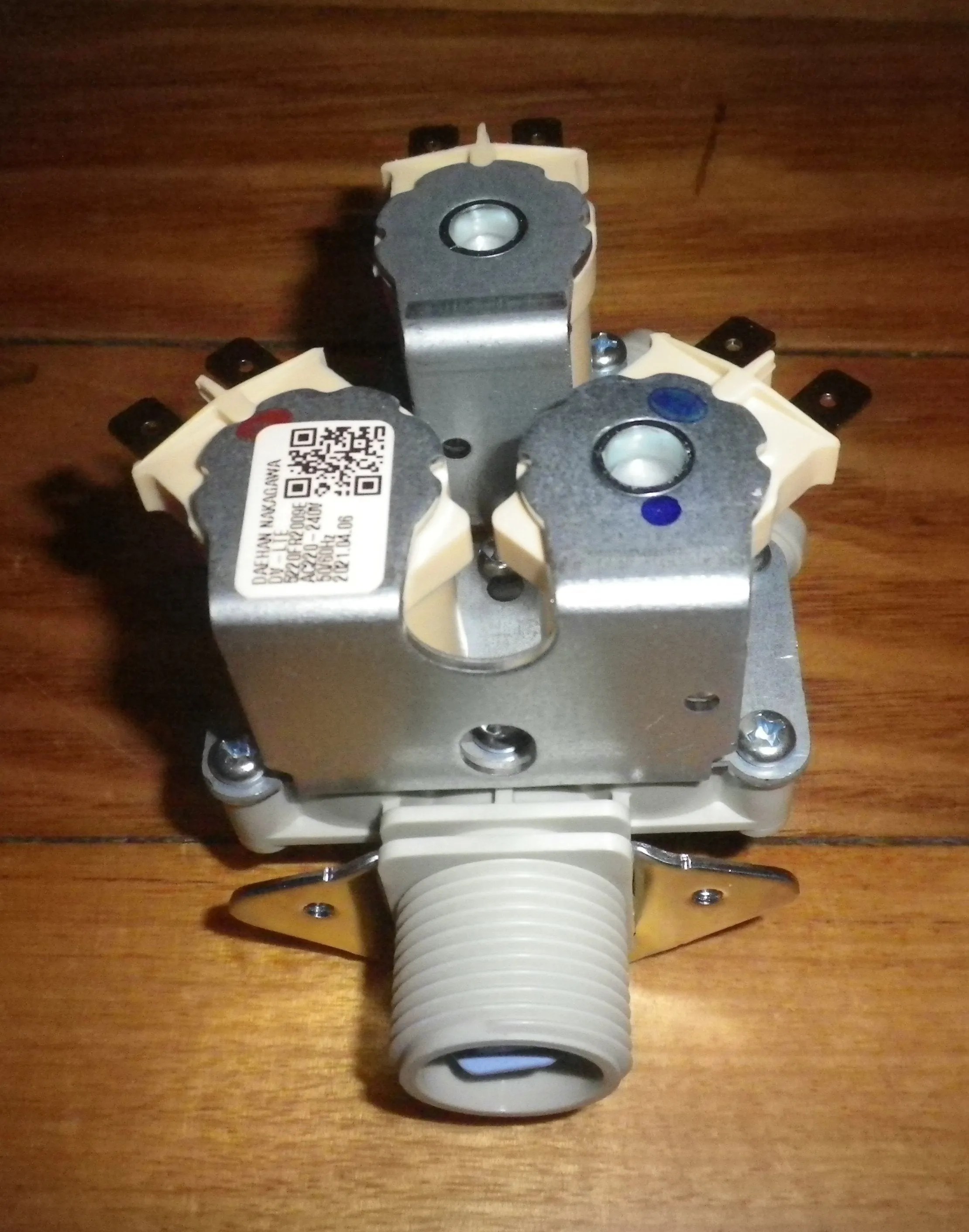 Triple Outlet 10mm Straight Inlet Valve for LG - Part # 5220FR2009E