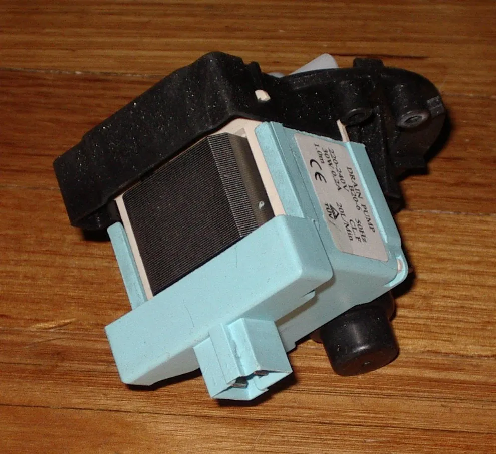 Universal Magnetic Pump Motor Body - Part No. UNI272