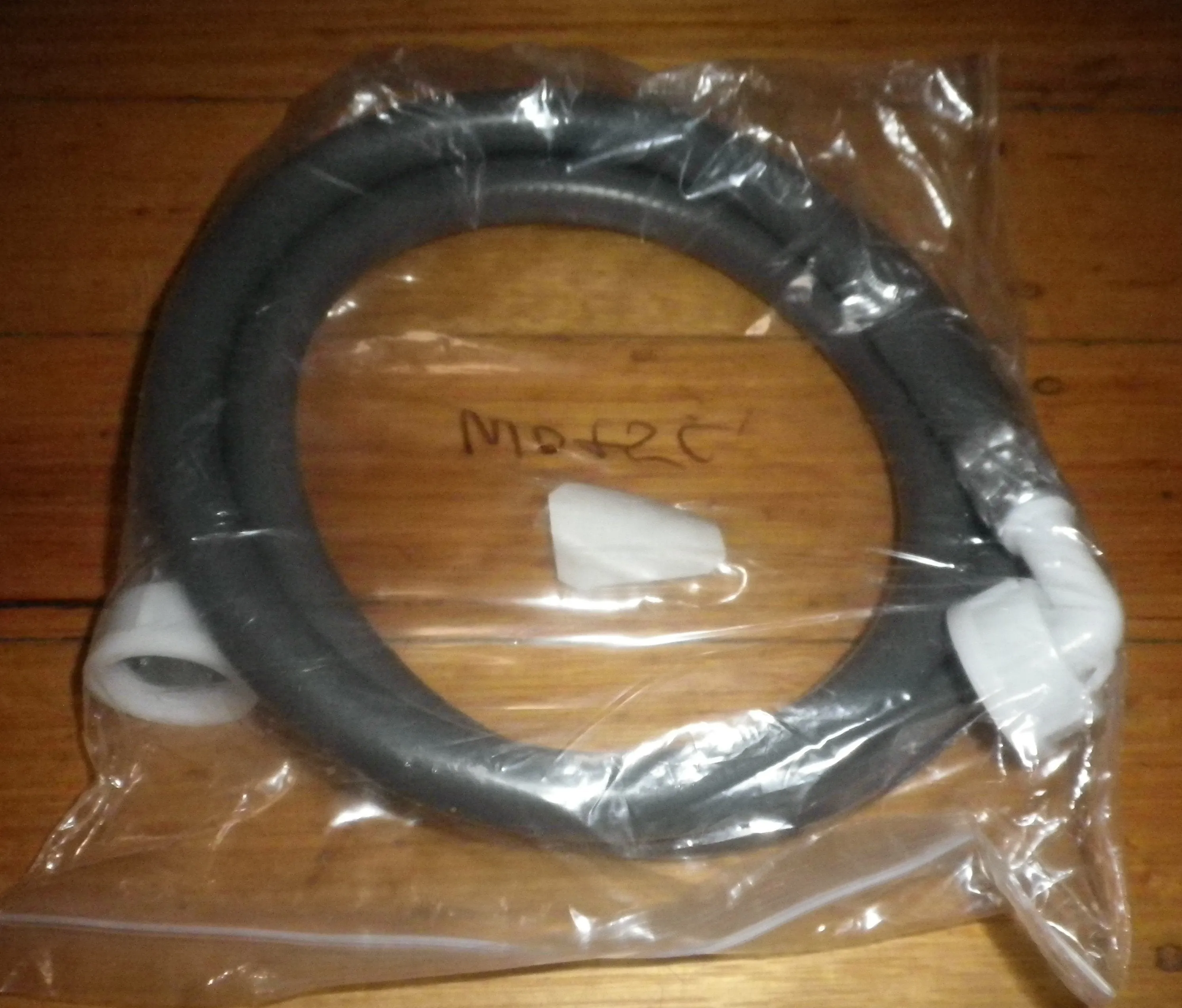 Universal Washing Machine Dual Ended 1.5mtr 90C Water Inlet Hose - Part # W045C