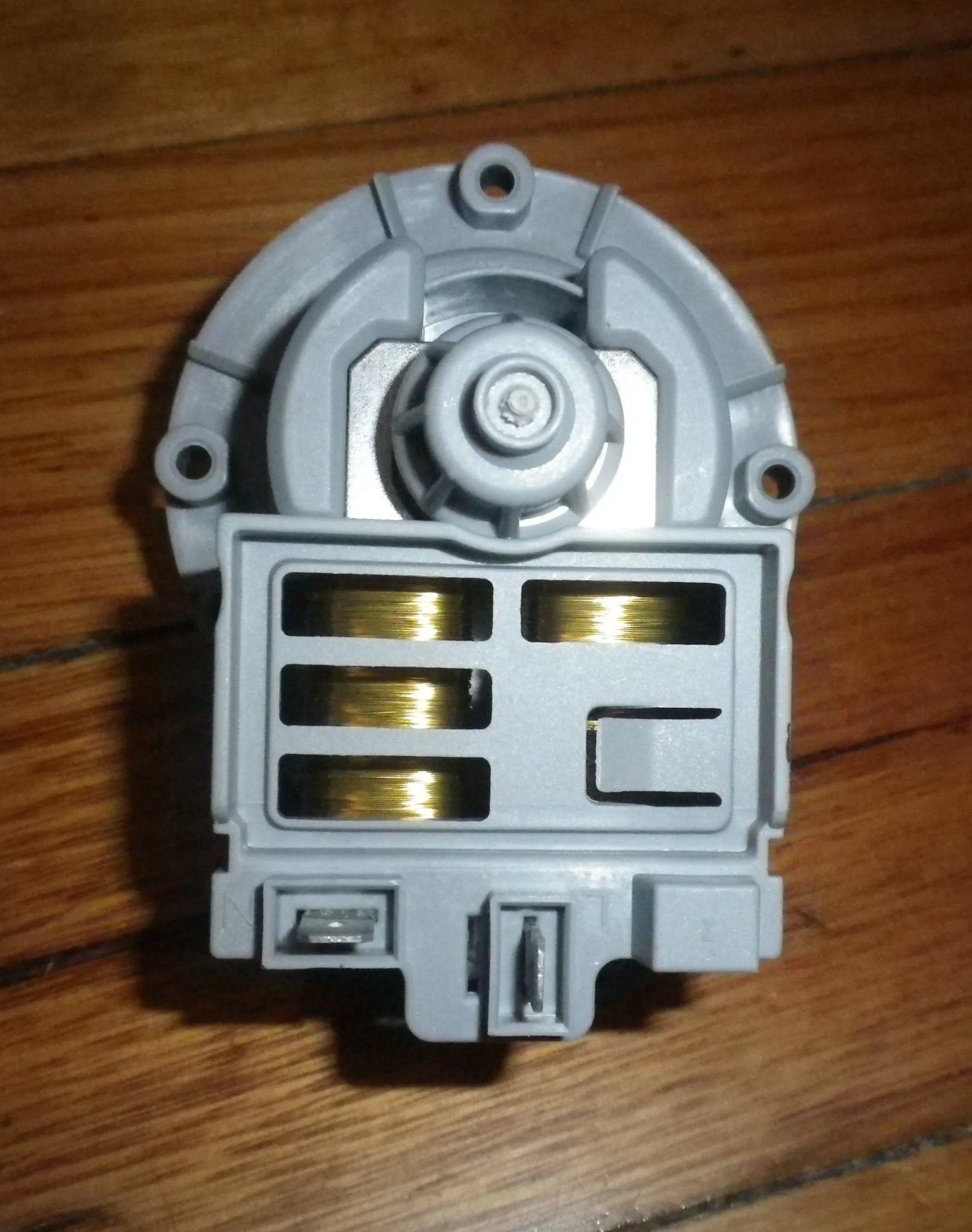 Universal Washing Machine Magnetic Pump Motor with 4 Adaptors - Part # UNI011-4