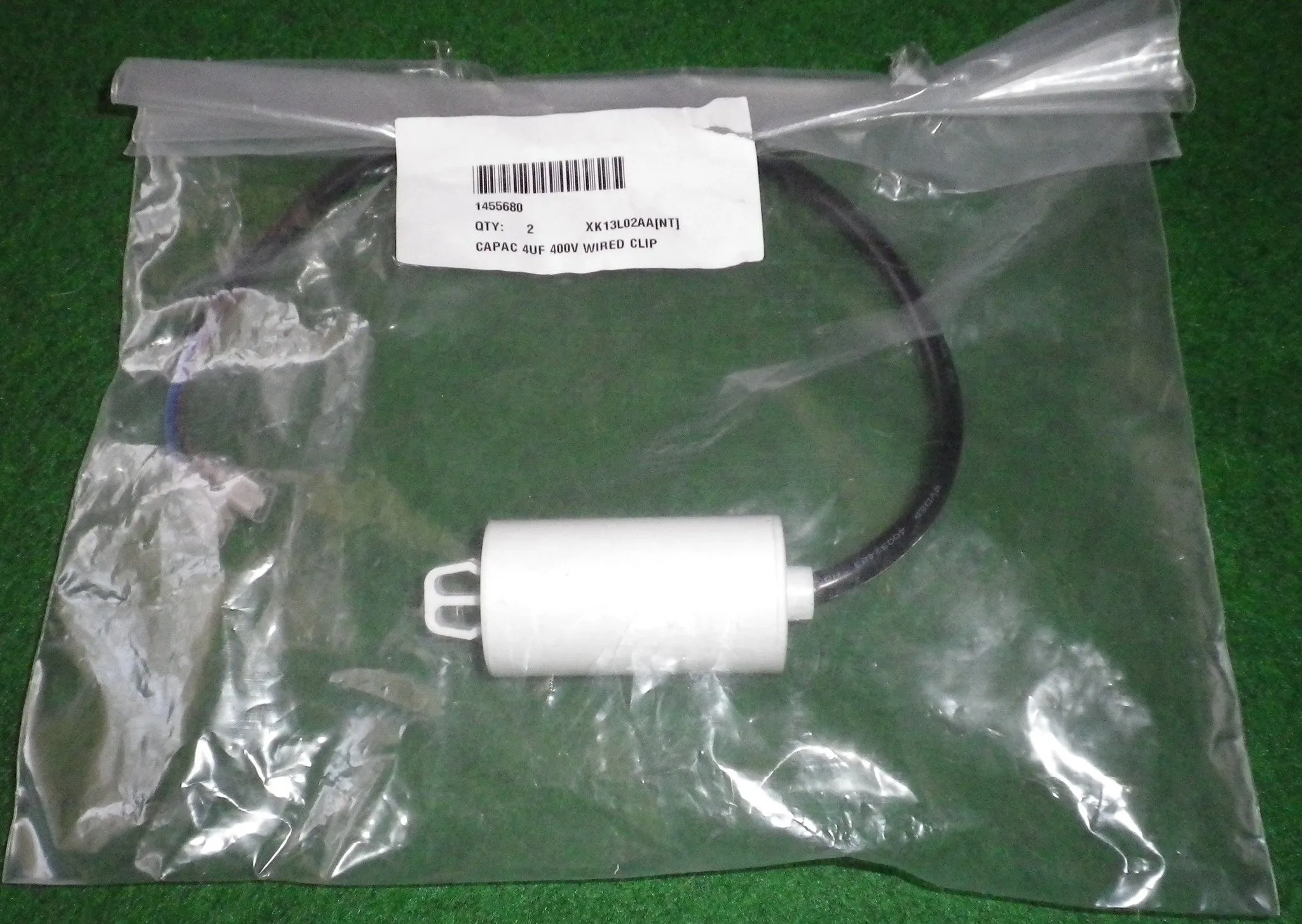 Westinghouse 4uF 400Volt Motor Run Capacitor with Wires & Clip - Part # 1455680