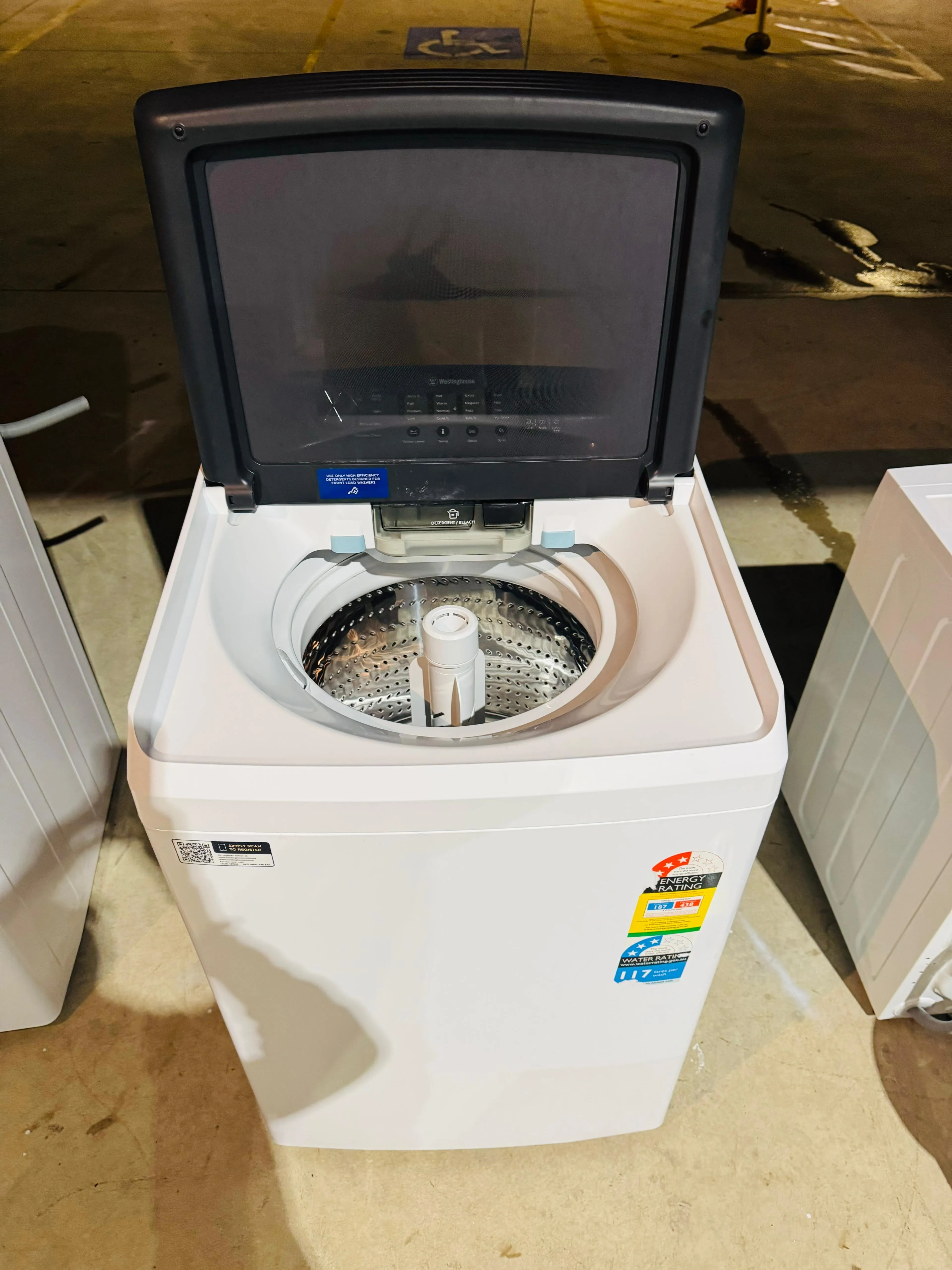 **WESTINGHOUSE 8 KGS TOP LOADER WASHING MACHINE**