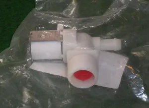 Westinghouse, Simpson 10mm Right-Angle Hot Water Inlet Valve - Part # 4055727756