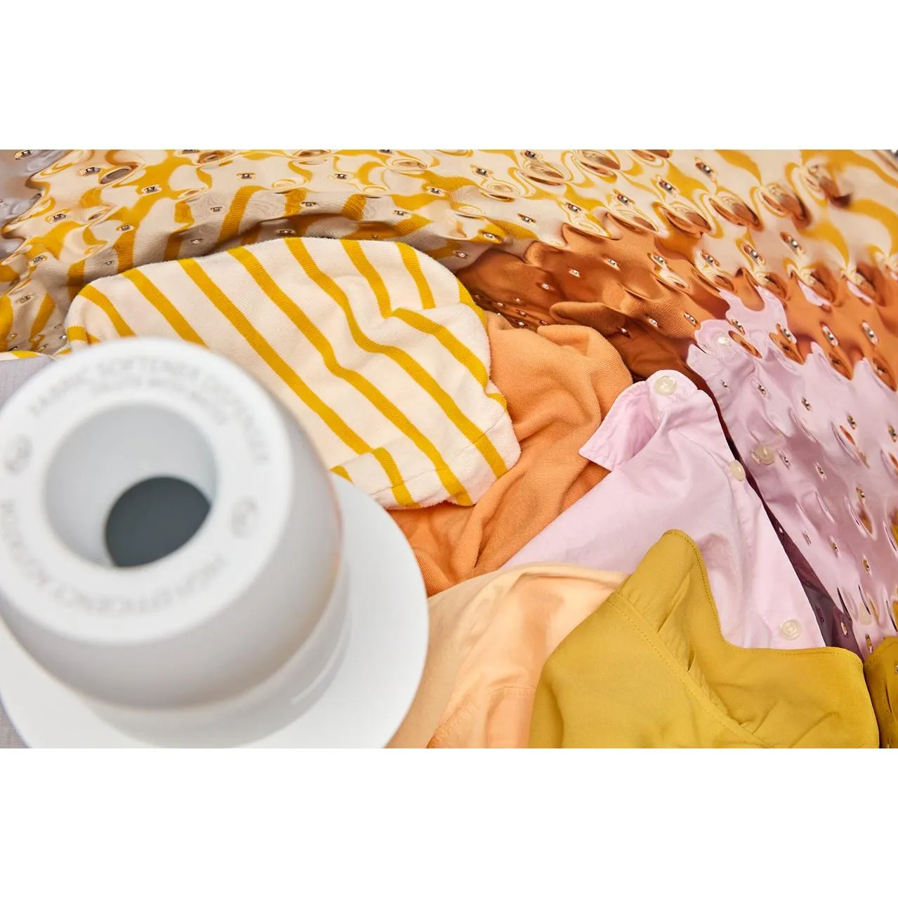 Whirlpool 5.2 cu. ft. Top Loading Washer with Built-in Faucet WTW5025SW