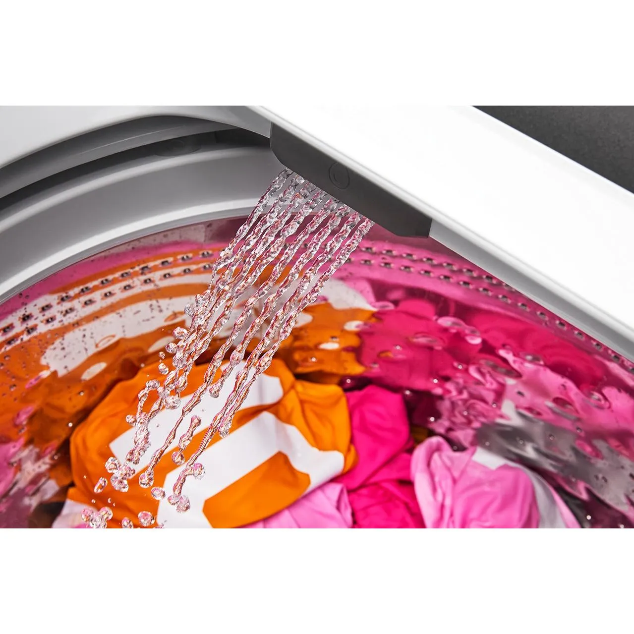 Whirlpool 5.3 cu. ft. Top Loading Washer with Built-in Faucet WTW5020SW