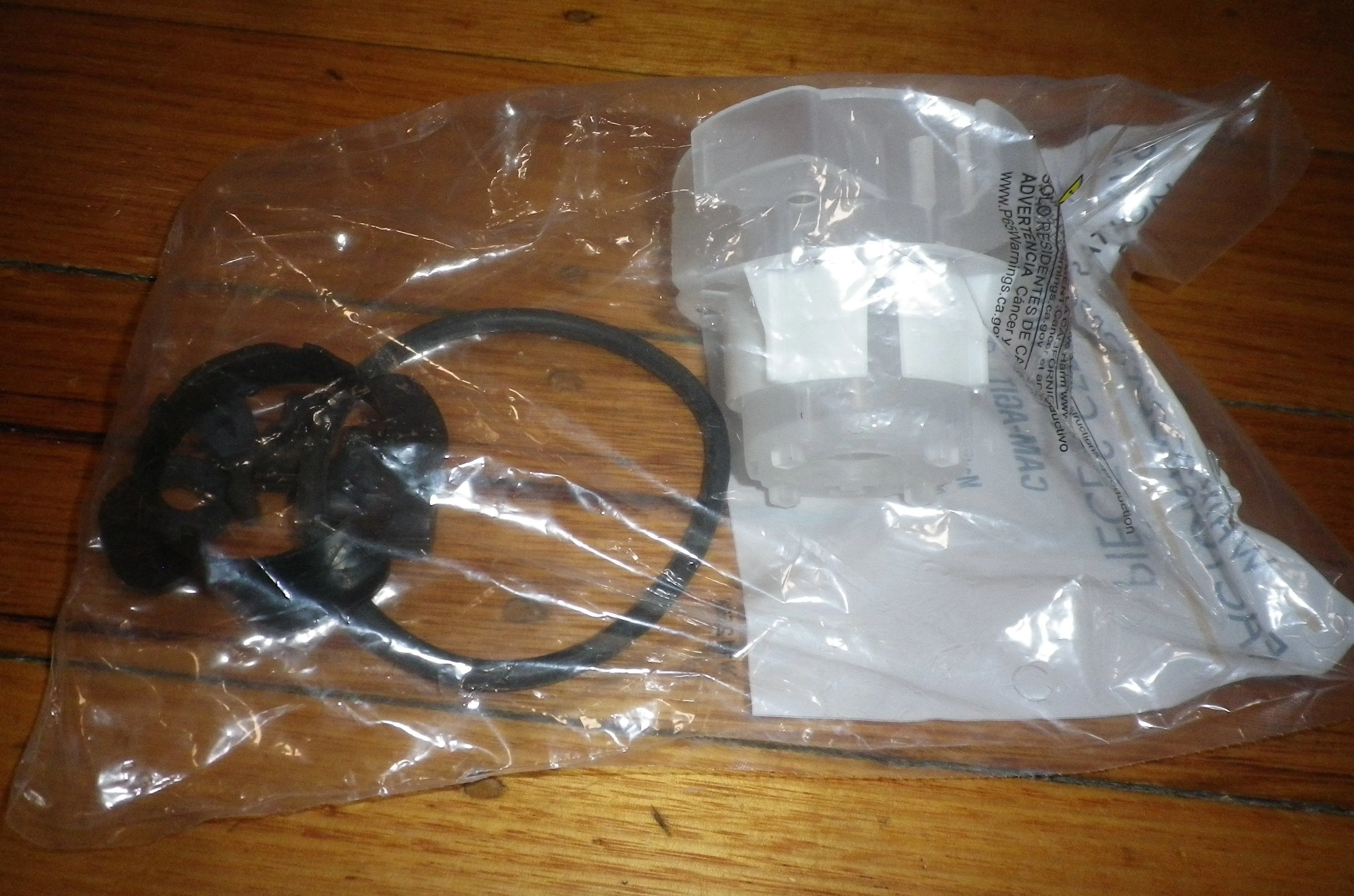 Whirlpool Agitator Cam & Dog Clutch for Large Auto Washers # 285811, WA285811