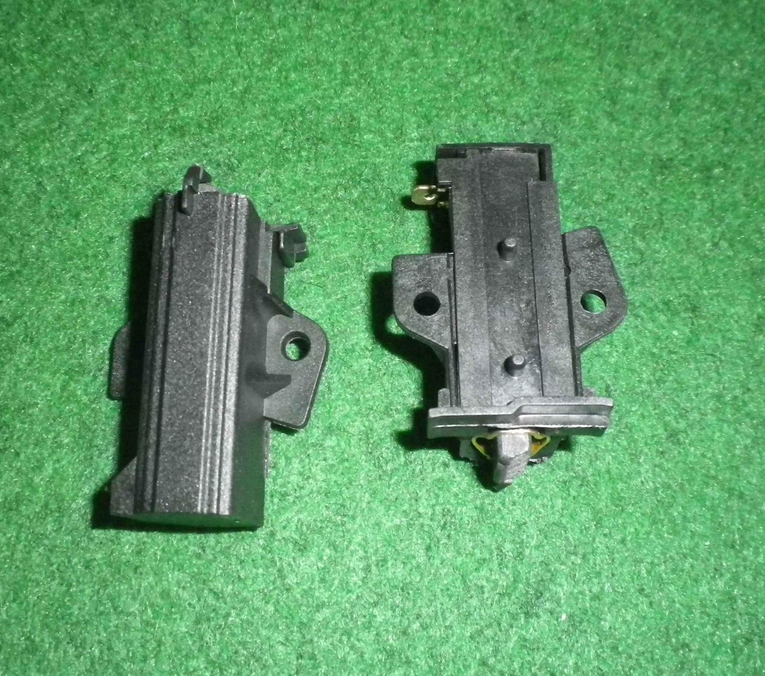 Whirlpool, Electrolux, Zanussi Front Loader Carbon Motor Brushes - Part # CAR89
