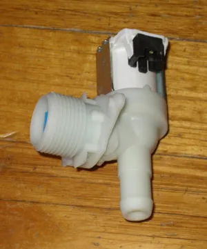 Whirlpool Genuine 13mm Right-Angled Inlet Valve - Part # 481228128382