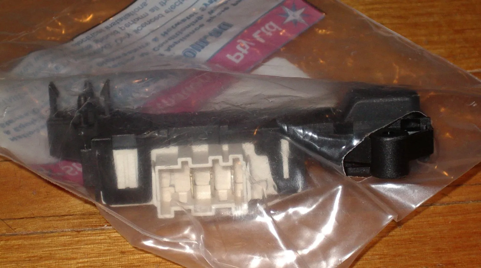 Whirlpool New Front Loader Compatible Door Interlock Switch - Part # UNI093