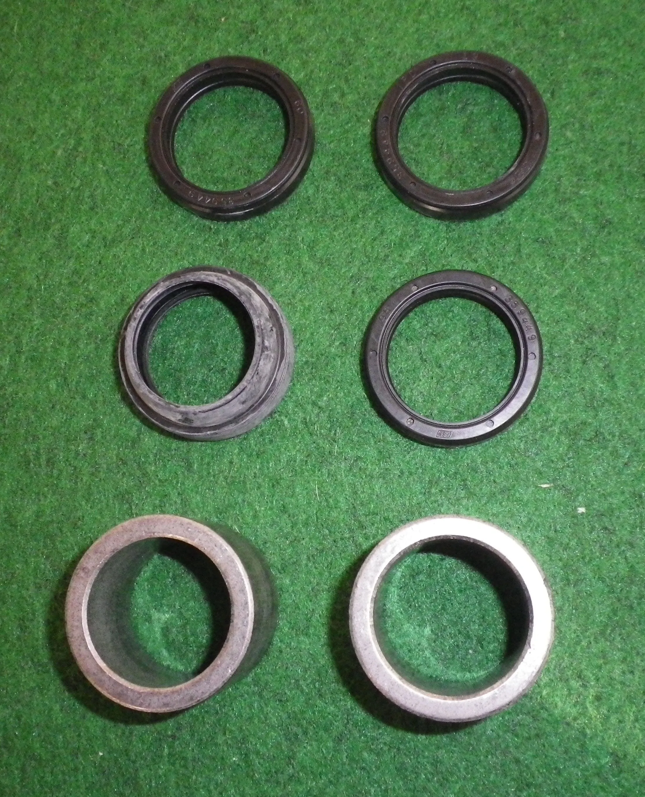 Whirlpool Washing Machine Centre Post Bush & Seal Kit - Part # WA285203